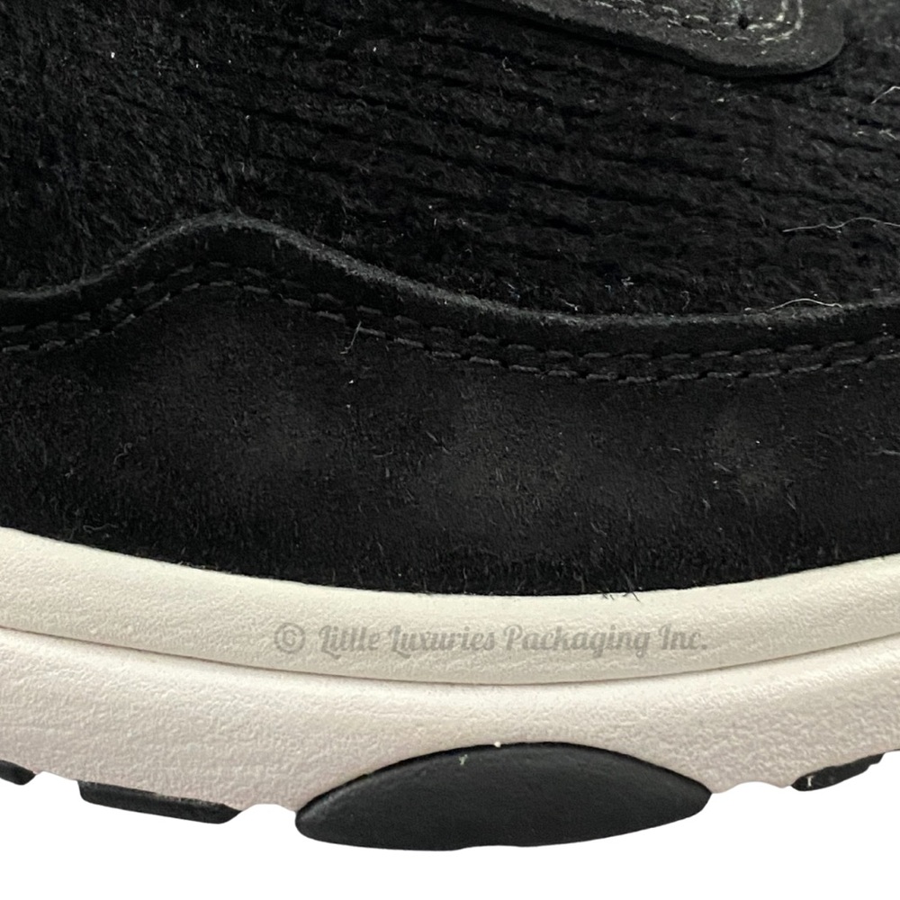 Authentic Chanel Women's Black/Black Knit Fabric Suede Calfskin CC Logo Sneakers - Picture 13 of 14